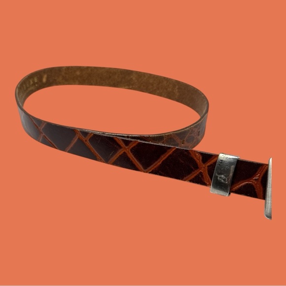 Express Embossed Genuine Leather Dark Light Brown Belt 1” W x 35.5” L Size M - Picture 2 of 6